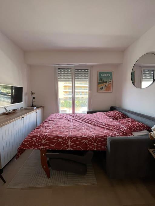 Studio Lumineux A 2 Mn A Pied De La Plage Канны Экстерьер фото