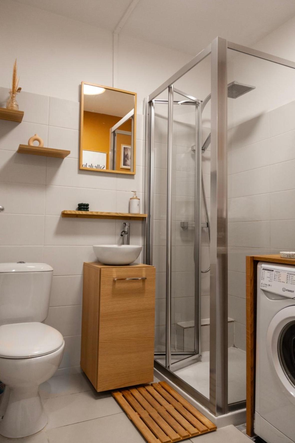 Studio Lumineux A 2 Mn A Pied De La Plage Канны Экстерьер фото